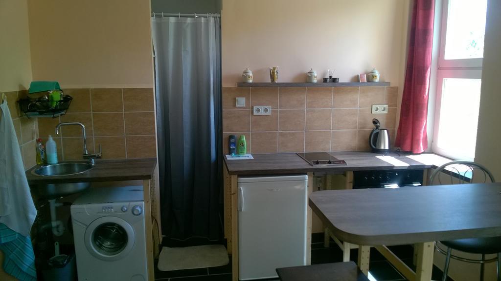 شقة Dolce Rita Apartman بودابست المظهر الخارجي الصورة